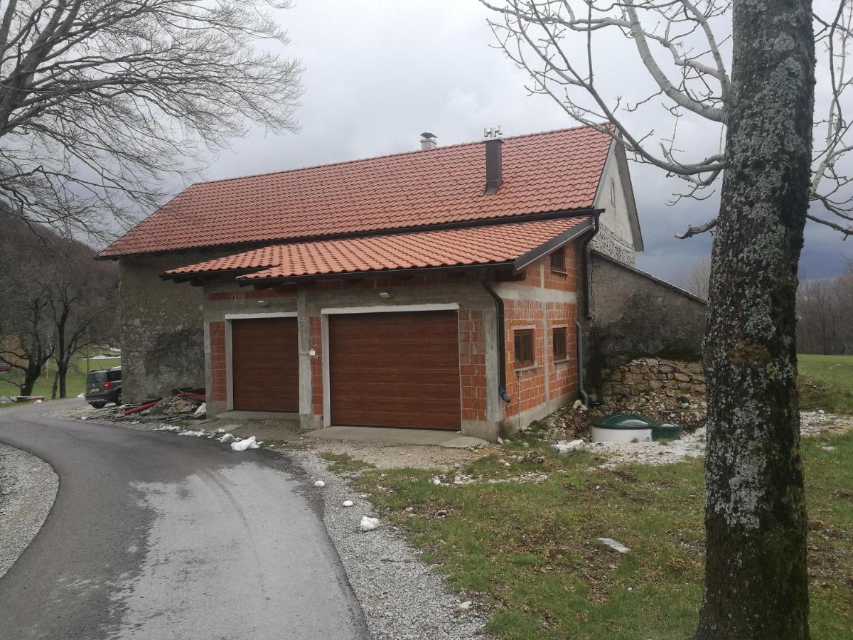 Apartma Burjuca Leilighet Ajdovščina Eksteriør bilde